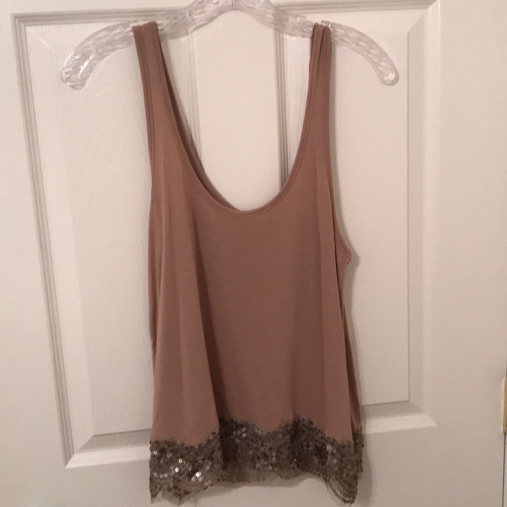Tank top with sequins